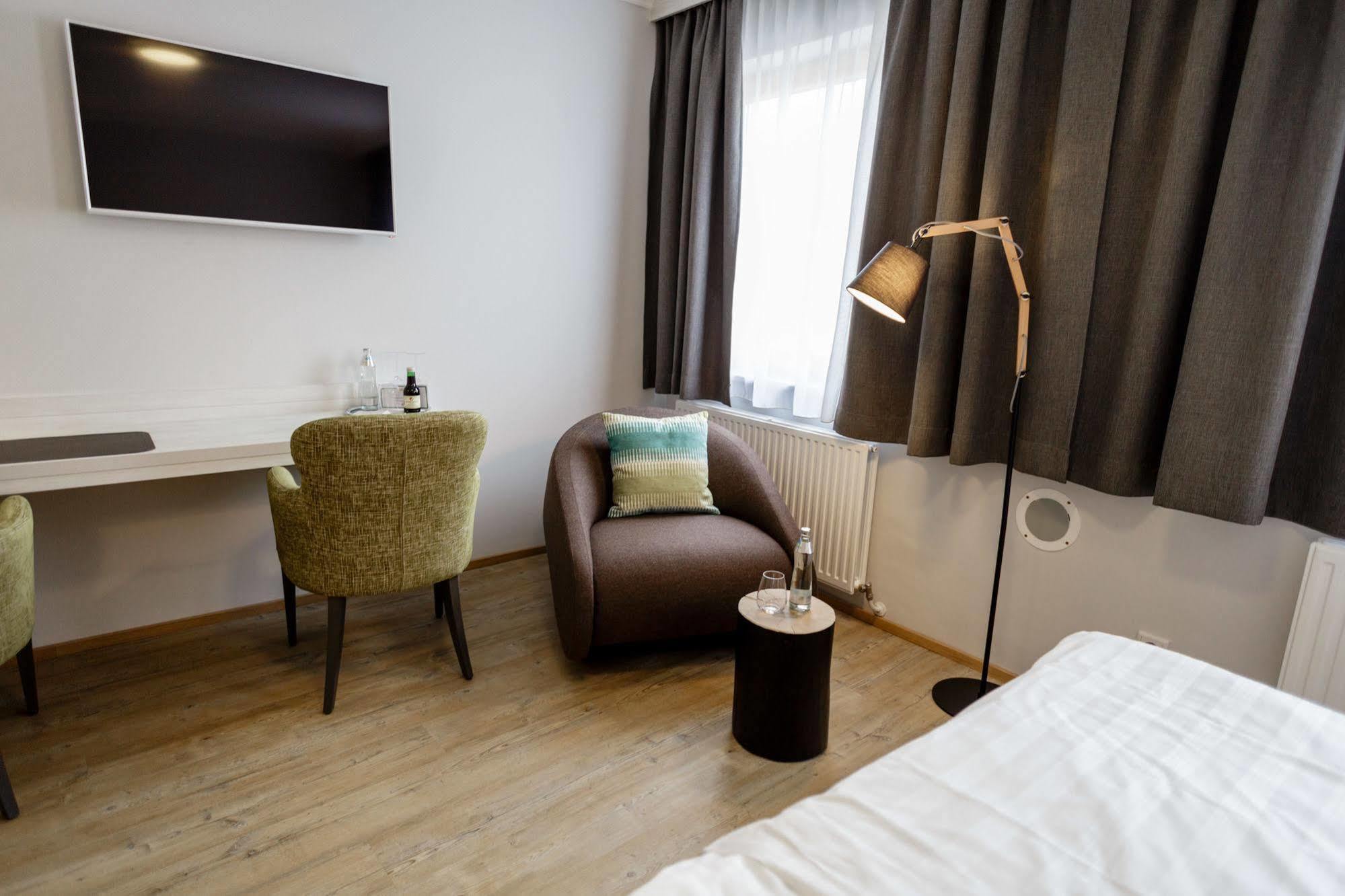 Der Stasta Hotel Виена Екстериор снимка